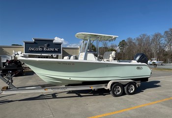2023 Sea Hunt Ultra 234  Boat